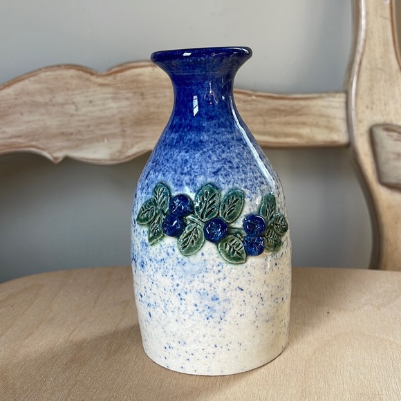 Hand Crafted Other - Johnson pottery vase blueberries and leaves applied art details signed Johnson